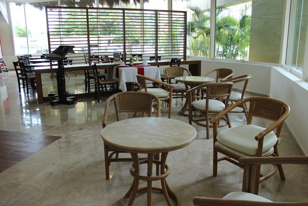 Ocean Spa Hotel Cancún Exteriör bild