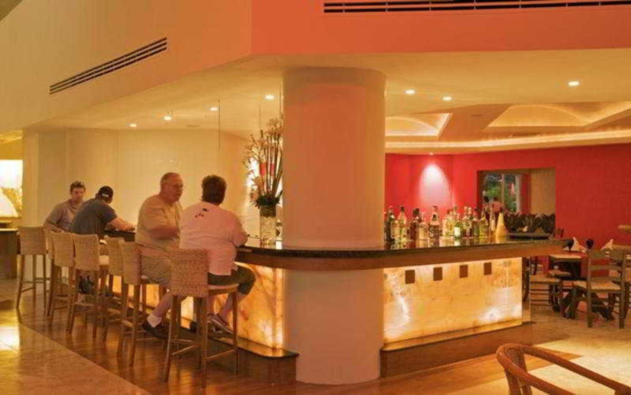 Ocean Spa Hotel Cancún Exteriör bild