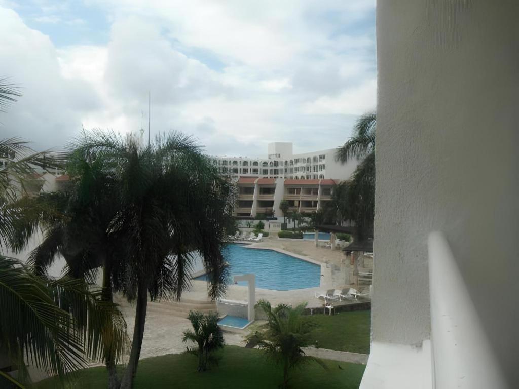 Ocean Spa Hotel Cancún Exteriör bild