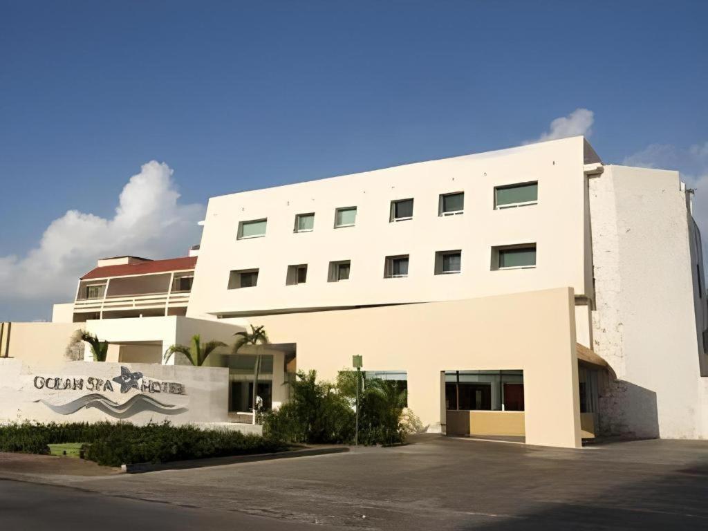Ocean Spa Hotel Cancún Exteriör bild
